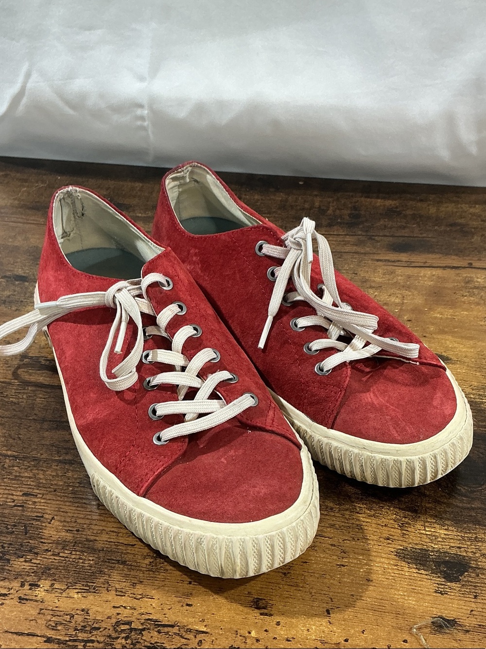 SeaVees Darby Red Suede Low-Top Sneakers with Cream Laces